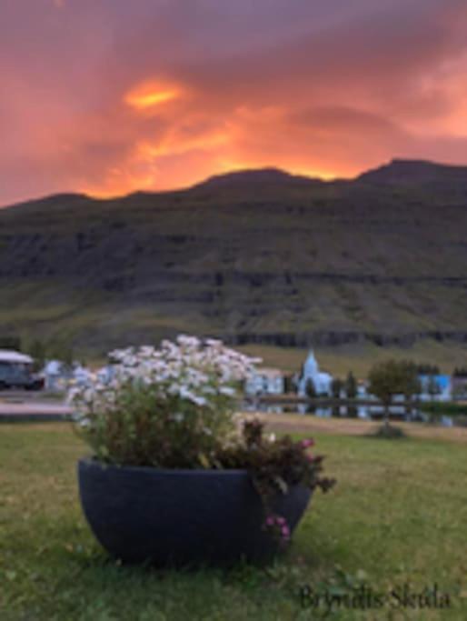 Appartamento Nylenda Seyðisfjörður Esterno foto