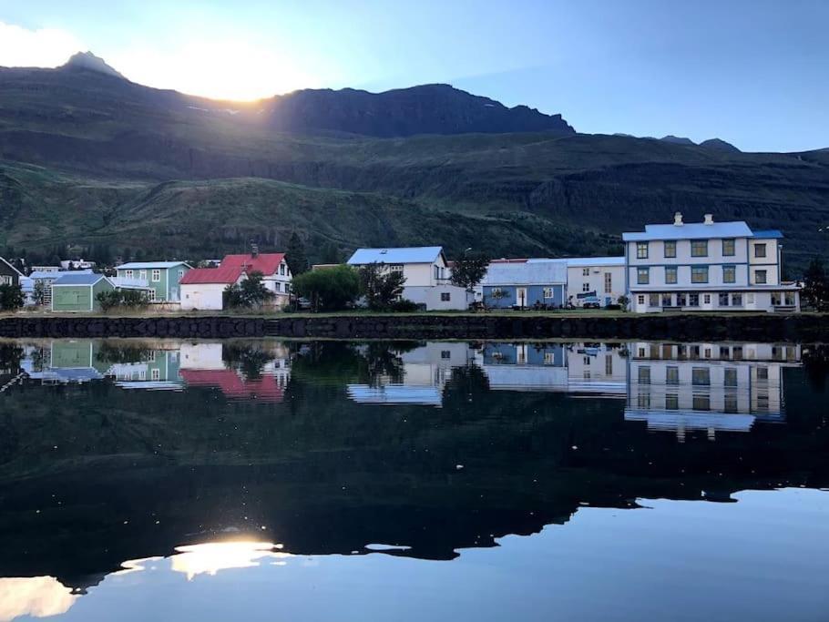 Appartamento Nylenda Seyðisfjörður Esterno foto